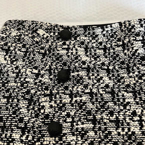 Super High Waisted Tweed Sailor Short - Picture 4 of 8